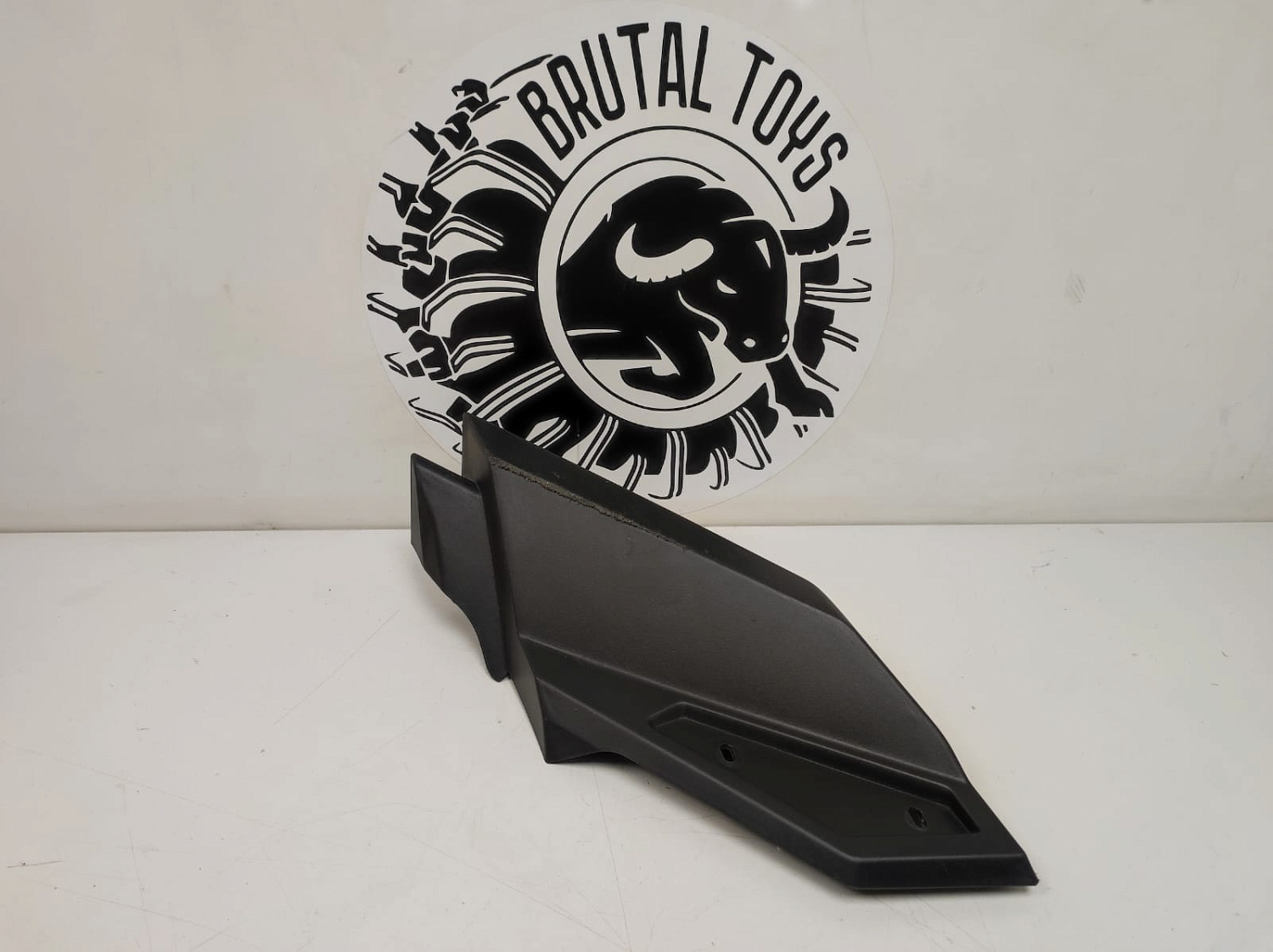 Деталь расширителя задней арки LH бу Деталь расширителя задней арки LH бу